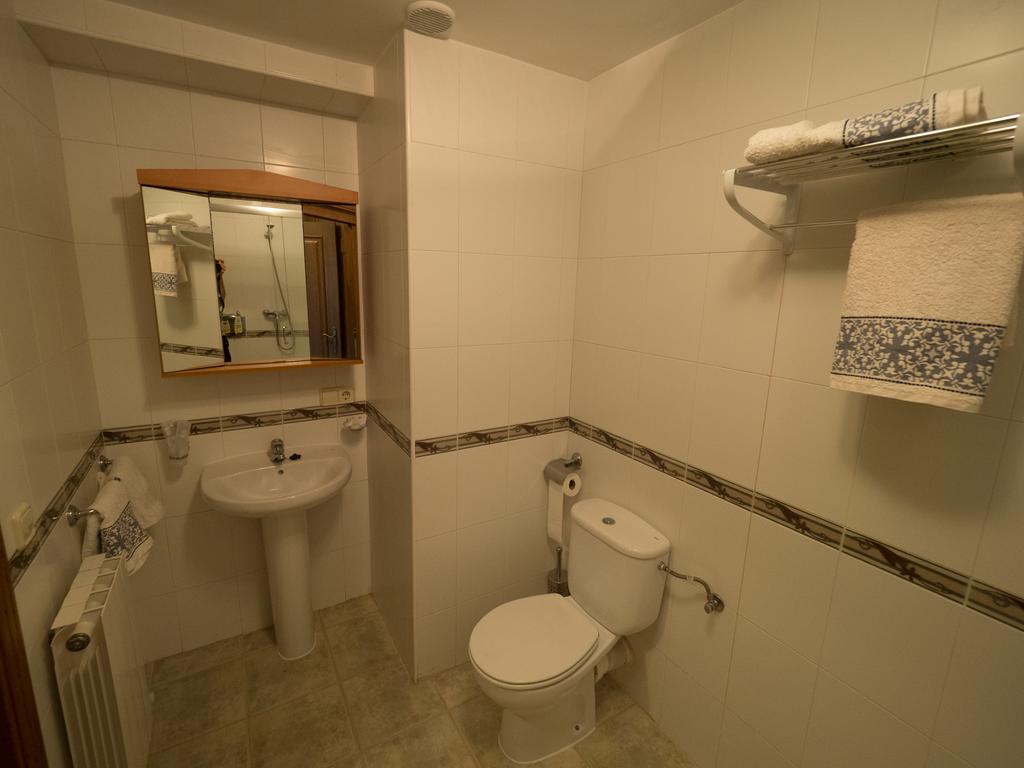 Casa Rural Martxoenea Landetxea Hotel Arruazu Kültér fotó